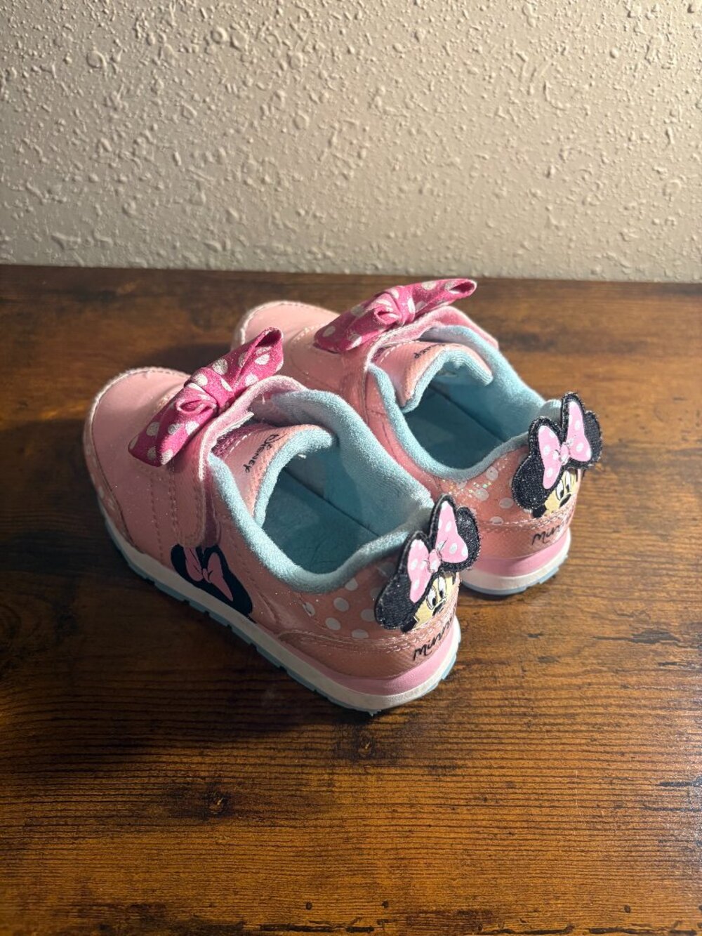 Girls Pink Glitter Polka Dot Bow Sneakers